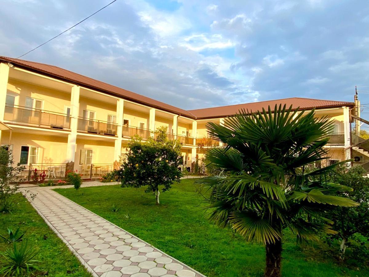 Lidzava Hotel Solntse Abkhazii מראה חיצוני תמונה